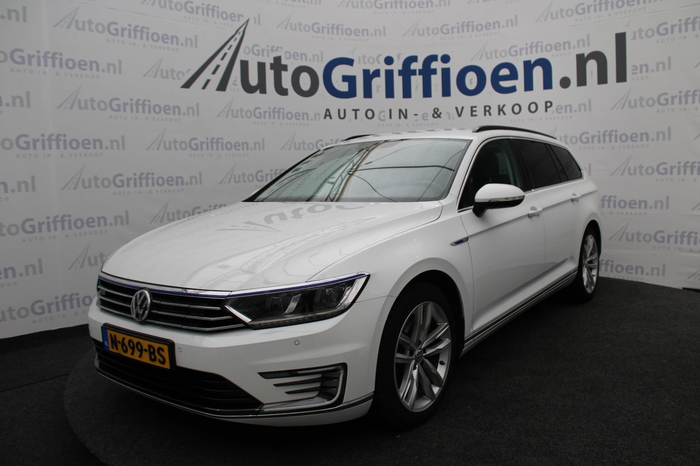 Volkswagen Passat Variant - 1.4 TSI GTE Highline keurige stationcar met trekhaak - AutoWereld.nl