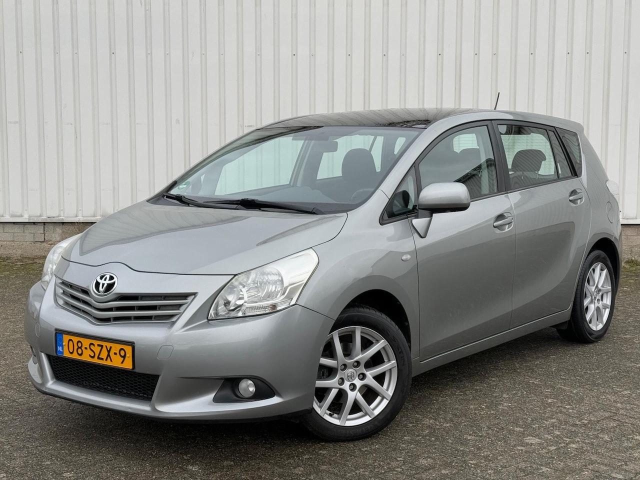 Toyota Verso - 1.6 VVT-i Business Navi, Camera, Pano NAP! - AutoWereld.nl