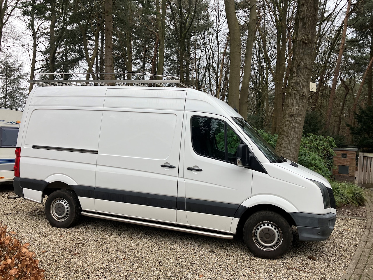 Volkswagen Crafter - 50 2.0 TDI L2H2 143pk 2.0 TDI L2h2  Apk tot 20-08-2025 trekhaak Imperial side bars camera-bluetooth-naviga - AutoWereld.nl