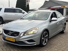 Volvo S60 - 3.0 T6 AWD R-Design Schuifdak 2014 Trekhaak