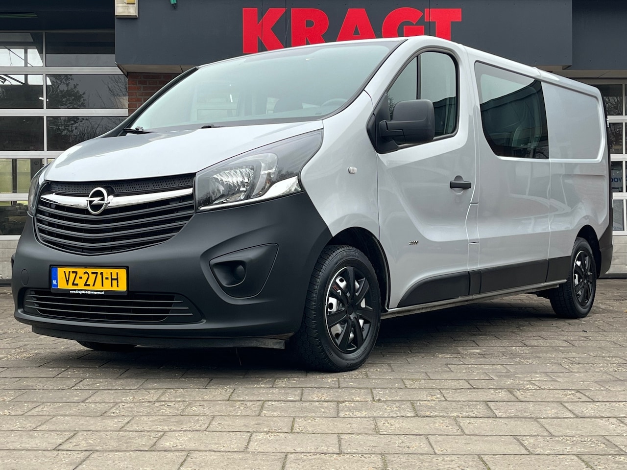 Opel Vivaro - 1.6 CDTI L2H1 DC Sport EcoFlex|DUBBELCABINE|airconditioning|cruise control|trekhaak|naviga - AutoWereld.nl