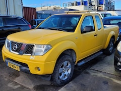 Nissan Navara - 2.5 DCI 4WD | Motor Defect | Clima | Radio CD