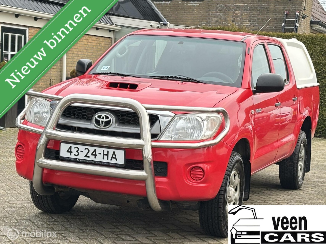 Toyota HiLux - 2.5 D-4D VX DC ((4x4, airco, ect)) - AutoWereld.nl