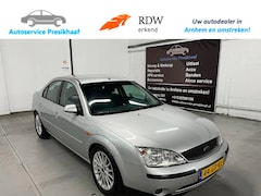 Ford Mondeo - 1.8-16V First Edition Sport ECC / 17" VELGEN