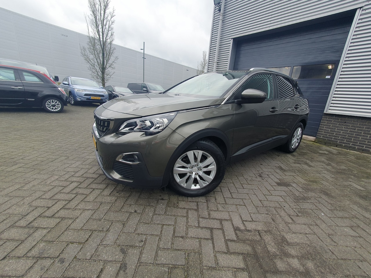 Peugeot 3008 - 1.2 PureTech Active 1.2 PureTech Active - AutoWereld.nl