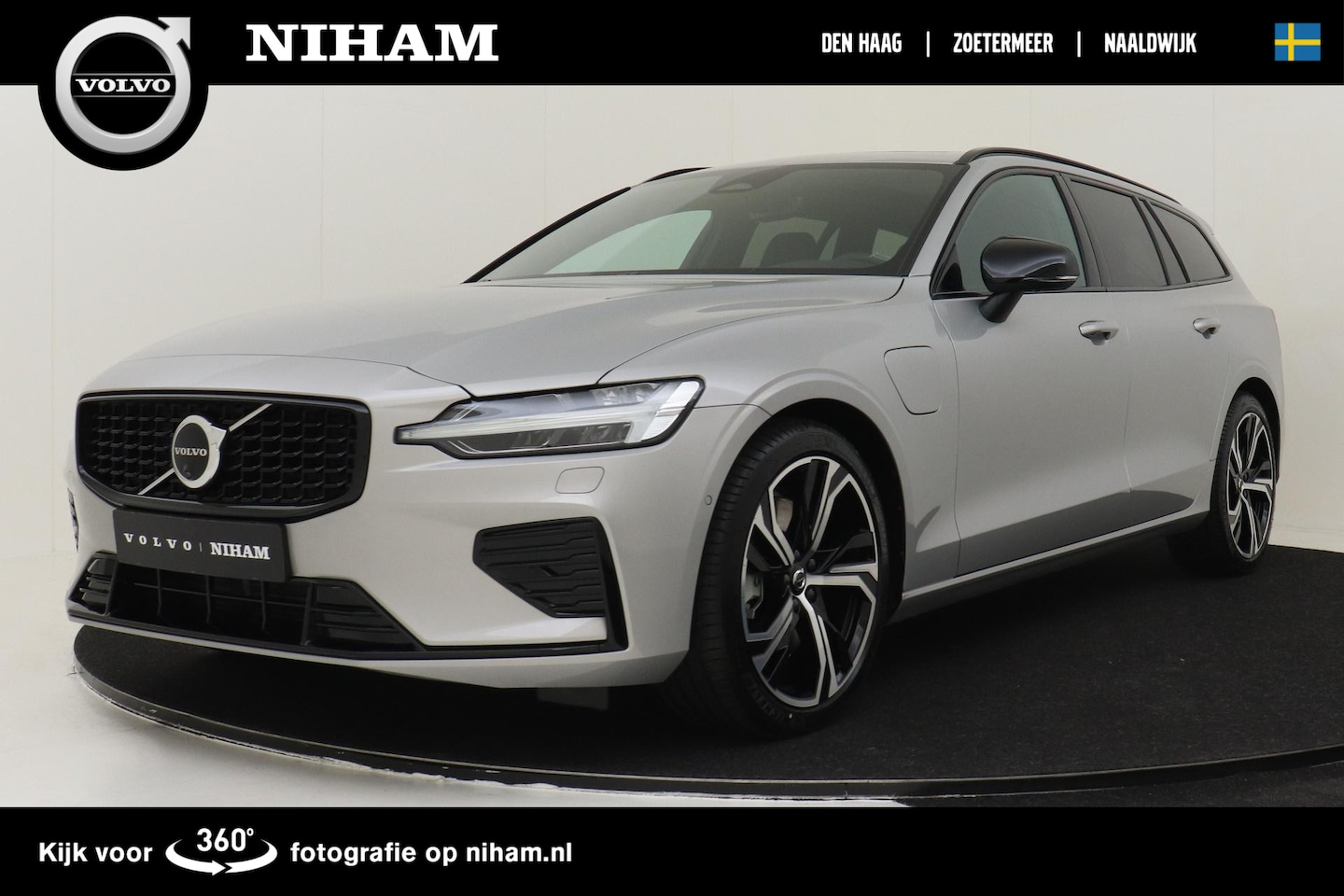 Volvo V60 - T6 RECHARGE AWD ULTRA DARK -PANO.DAK|HARMAN/KARDON|360°CAM|ELEK.STOELEN|19"|HEAD-UP DISP. - AutoWereld.nl