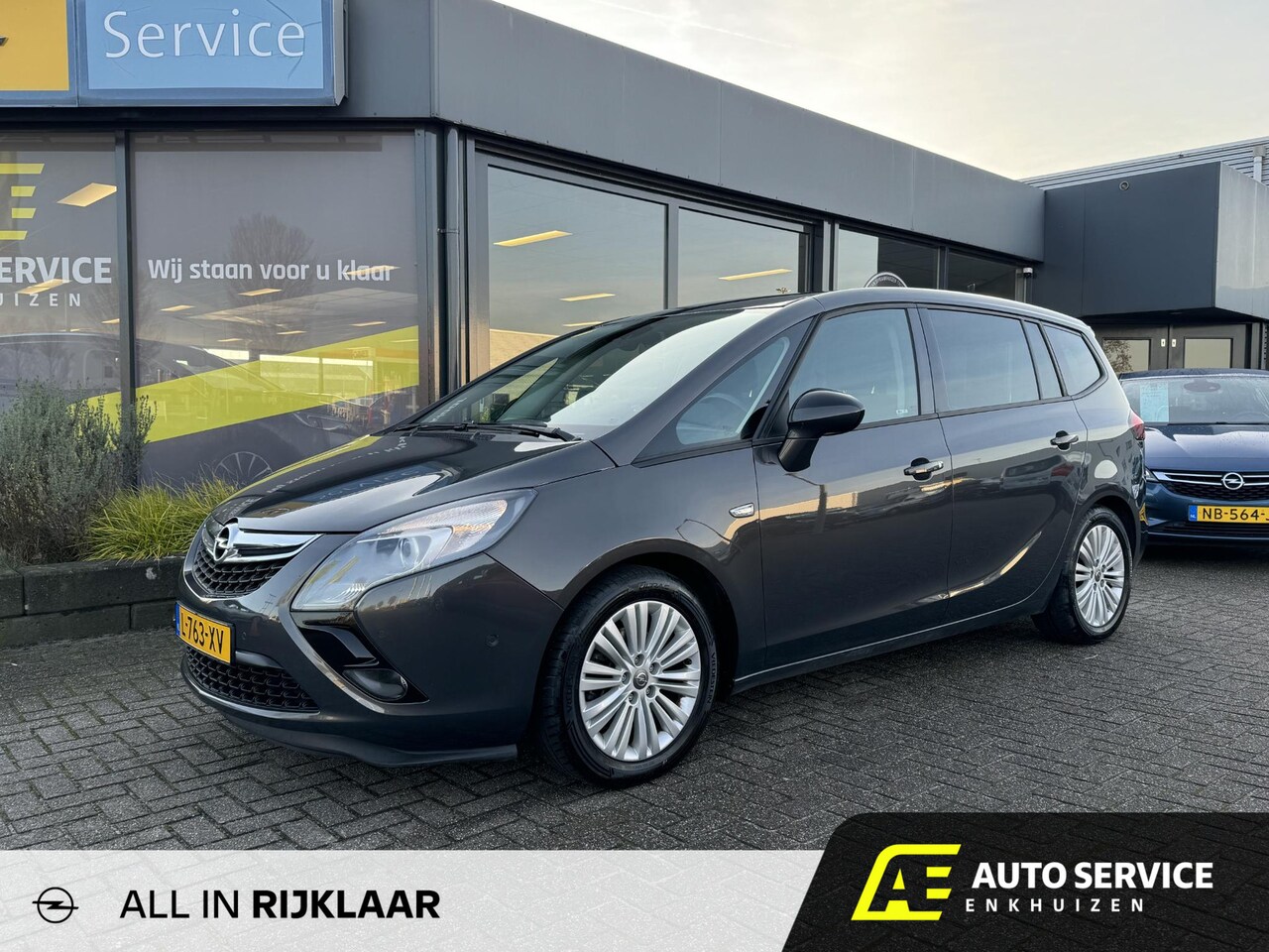 Opel Zafira Tourer - 1.4 Innovation 7p. Prachtige 7-persoons | Camera | Trekhaak | LMV | Navi | Clima | Cruise - AutoWereld.nl