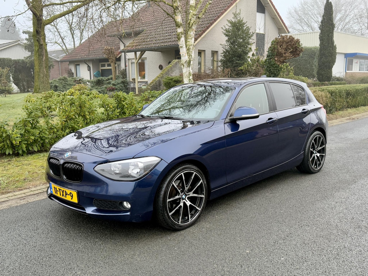 BMW 1-serie - 116d Business+ Automaat•Navi•NAP - AutoWereld.nl