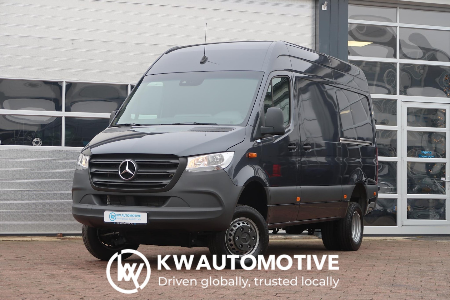 Mercedes-Benz Sprinter - 519 CDI L2H2 4X4 AUT/ 2X DEUR/ 3,5T/ MBUX/ CAMERA/ ETC. - AutoWereld.nl