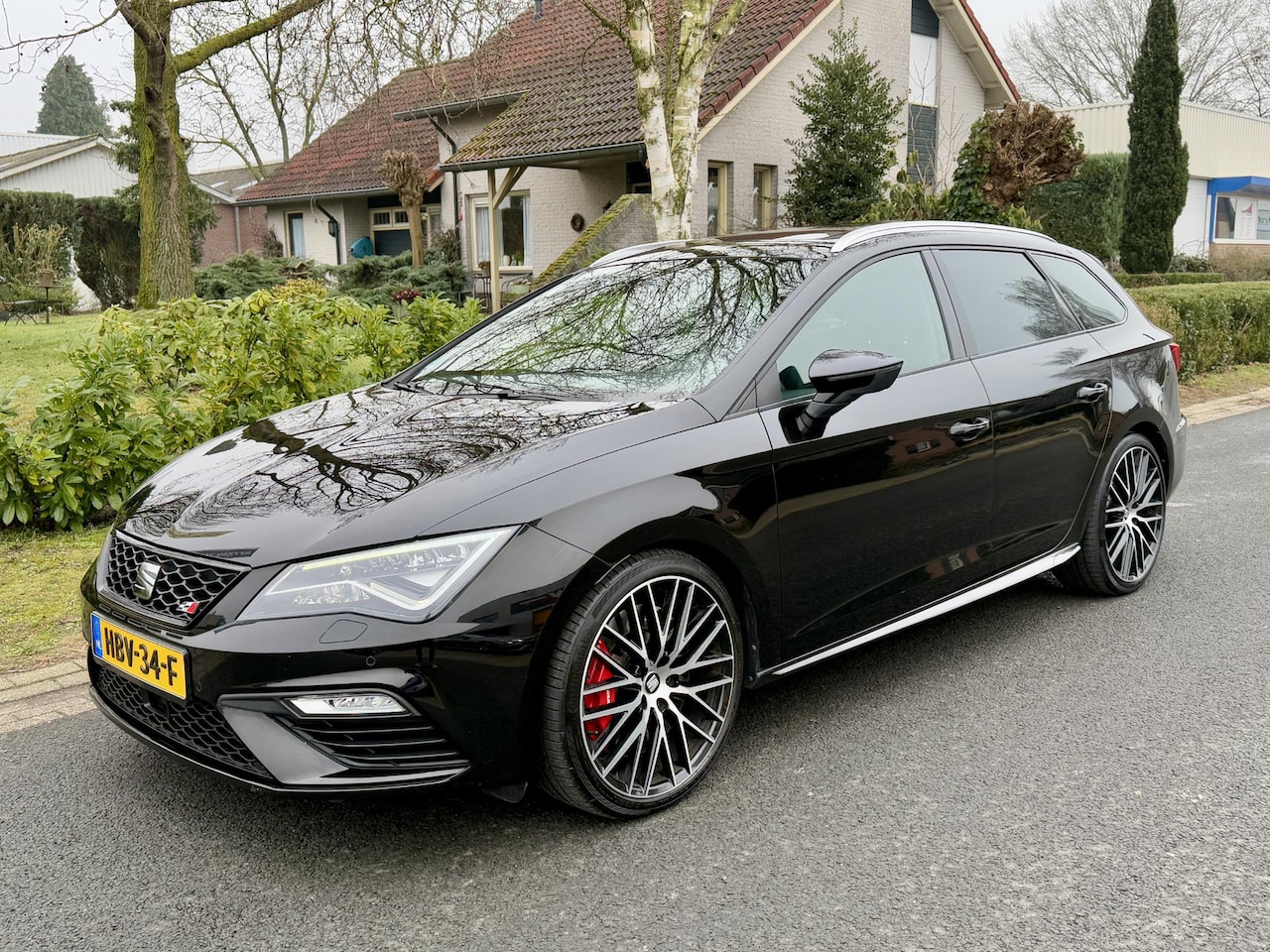 Seat Leon ST - 2.0 TSI CUPRA 300 DSG•Pano•Virtual-Dash - AutoWereld.nl