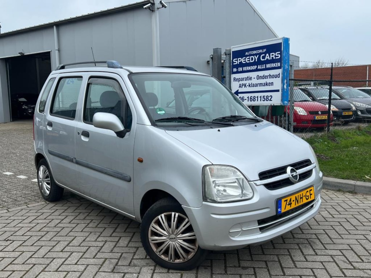 Opel Agila - 1.2-16V Color Edition Elektr Ramen Stuurbekrachtiging - AutoWereld.nl