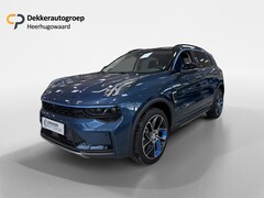 Lynk & Co 01 - 1.5 Hybride | Camera | Apple CarPlay | Android | Stoelverwarming | Panoramadak