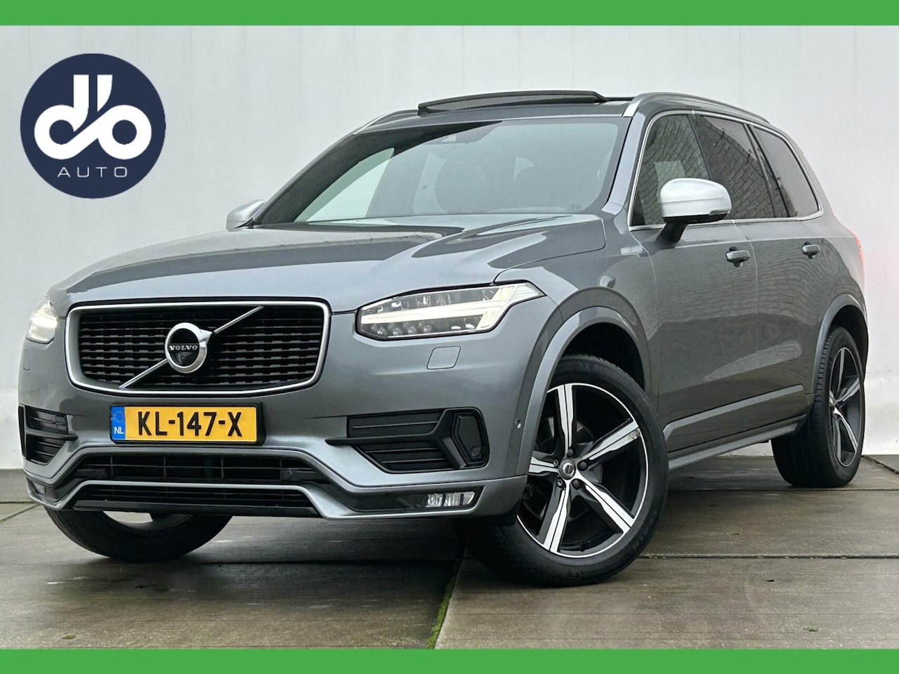 Volvo XC90 - 2.0 D5 AWD R-Design PANO I 360 CAM I VOL LEER + MEMORY I BOWERS EN WILKINS I TREKHAAK - AutoWereld.nl