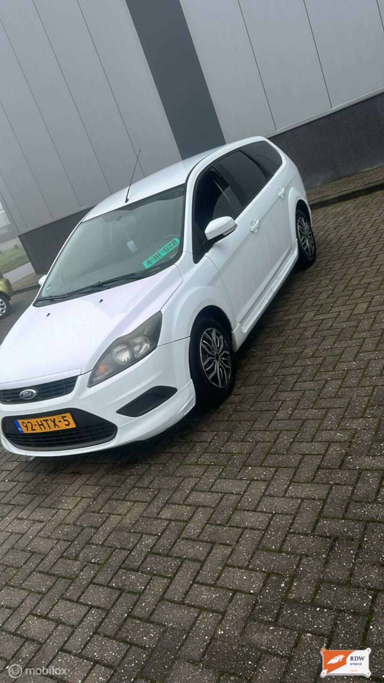 Ford Focus Wagon - 1.6 TDCi ECOnetic 1.6 TDCi ECOnetic - AutoWereld.nl