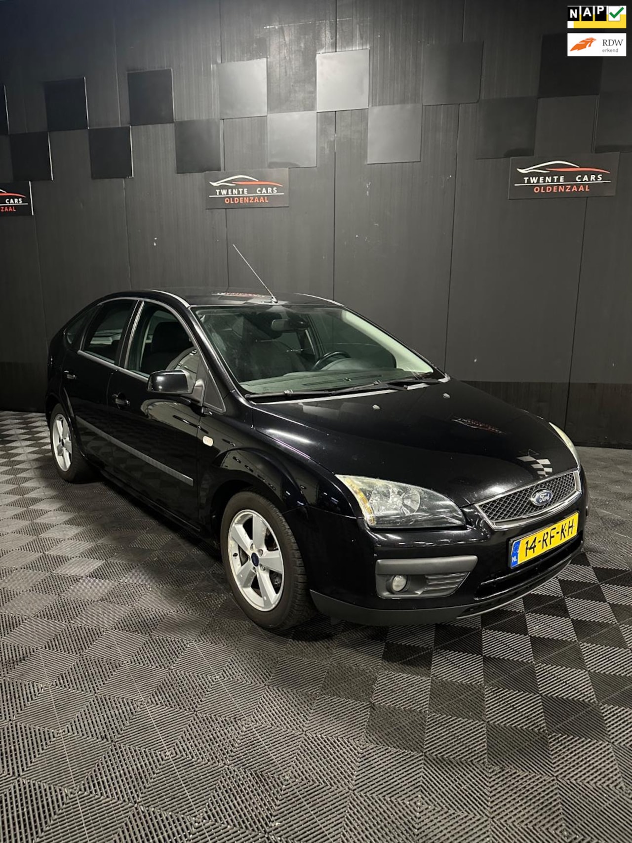 Ford Focus - 1.6-16V First Edition | Clima | Cruise | Nieuwe APK | - AutoWereld.nl