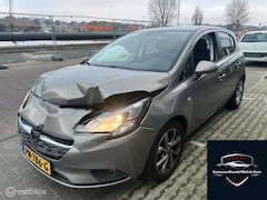 Opel Corsa - 1.4 Cosmo Voorschade