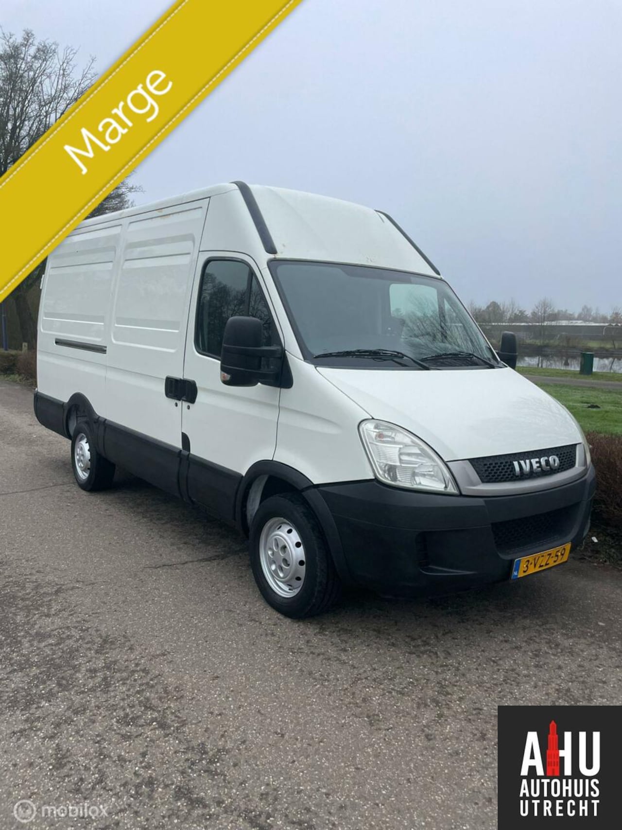 Iveco Daily - 35 S 13V 330 H2 35S13V 330 H2 - AutoWereld.nl