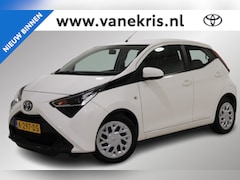 Toyota Aygo - 1.0 VVT-i x-play, Apple Carplay & Android Auto, Camera, Snelheidsbegrenzer, Airco, 1e Eige