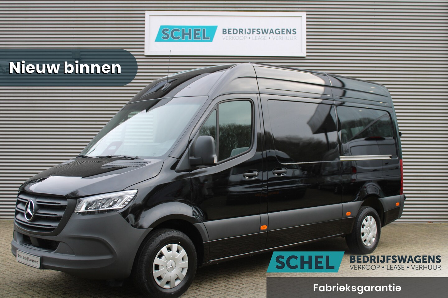 Mercedes-Benz Sprinter - 317CDI L2H2 Pro - 2x Schuifdeur - LED - Mbux 10 - 3.5t Trekhaak - Betimmering - Camera - C - AutoWereld.nl