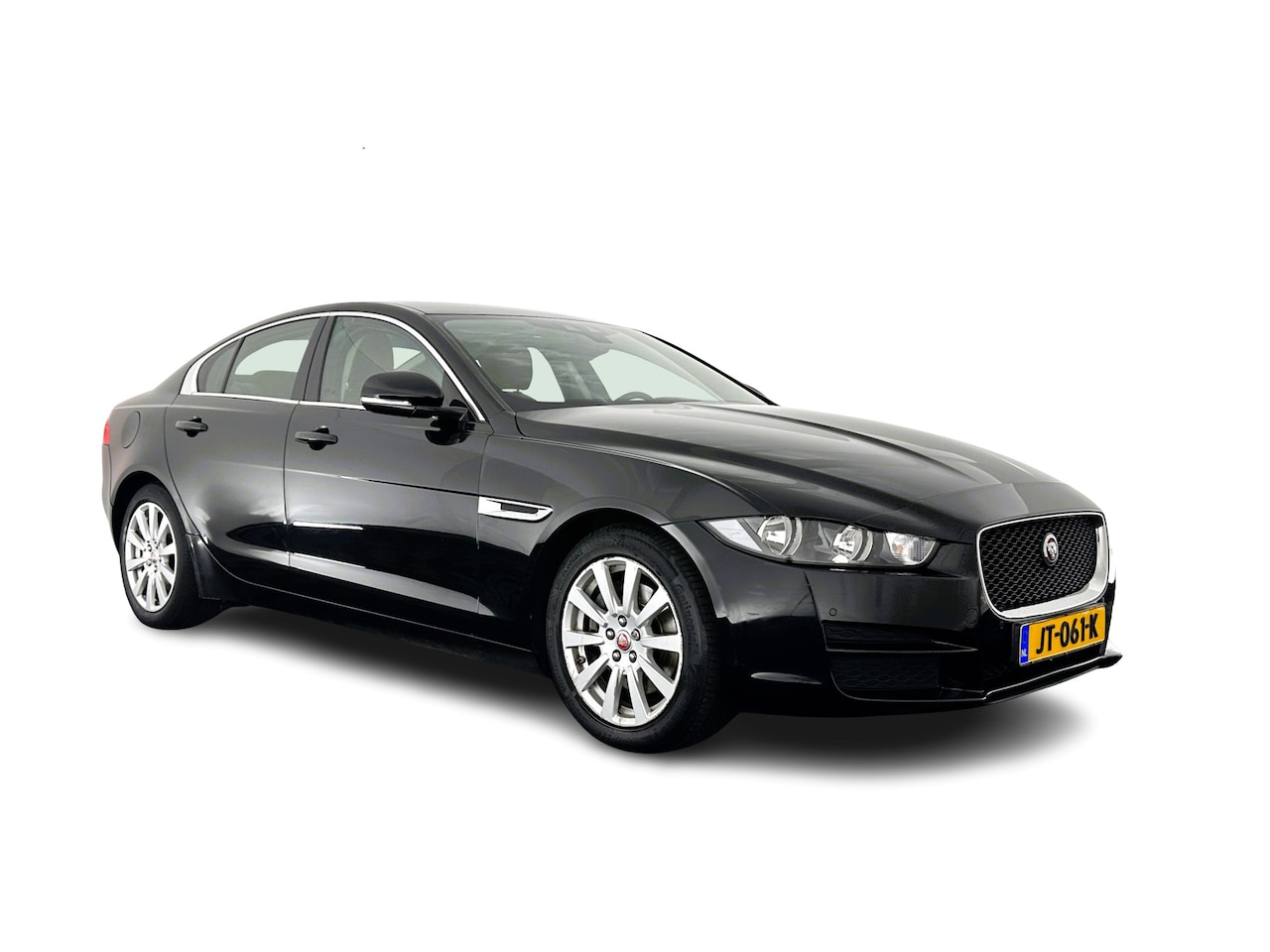 Jaguar XE - 2.0 D Pure Aut. *FULL-LEATHER | NAVI-FULLMAP | COMFORT-SEATS | CAMERA | ECC | PDC | CRUISE - AutoWereld.nl