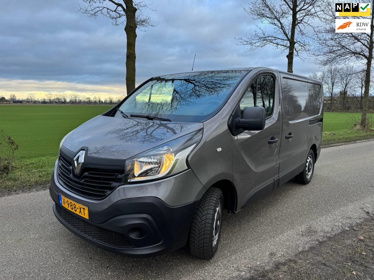 Renault Trafic - 1.6 dCi T27 L2H1 Comfort 2X schuifdeur MARGE zeer netjes - AutoWereld.nl