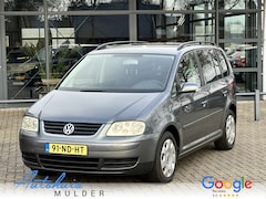 Volkswagen Touran - 1.6-16V FSI Trekhaak/Airco/Cruise control