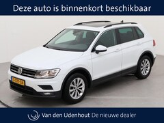 Volkswagen Tiguan - 1.5 TSI Comfortline | Navi | Trekhaak | Panoramadak binnenkort beschikbaar