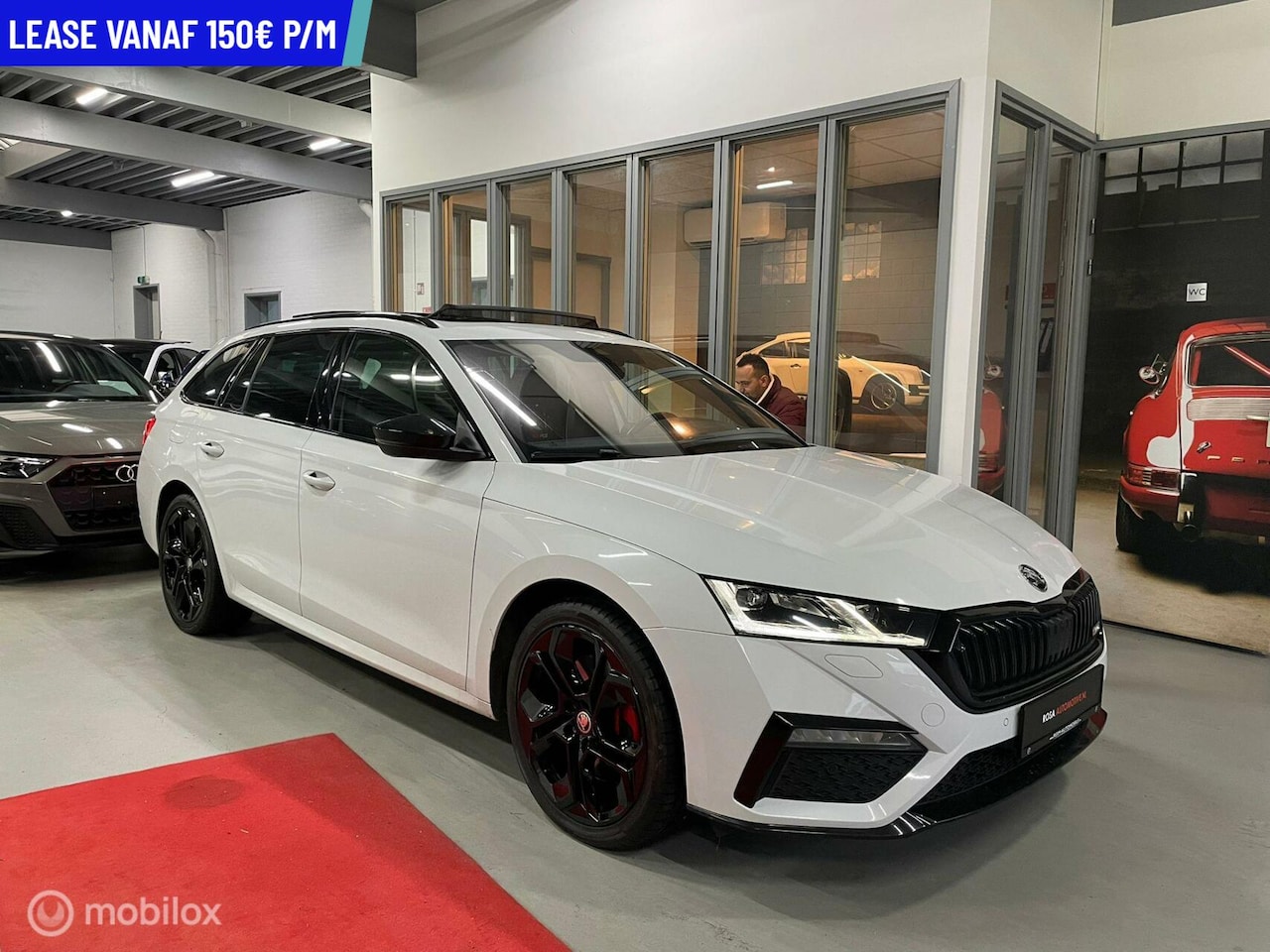 Skoda Octavia Combi - RS 245pk TSI iV PHEV SCHAALSTOEL MASSAGE LEER VIRTUAL LED PANORAMA - AutoWereld.nl