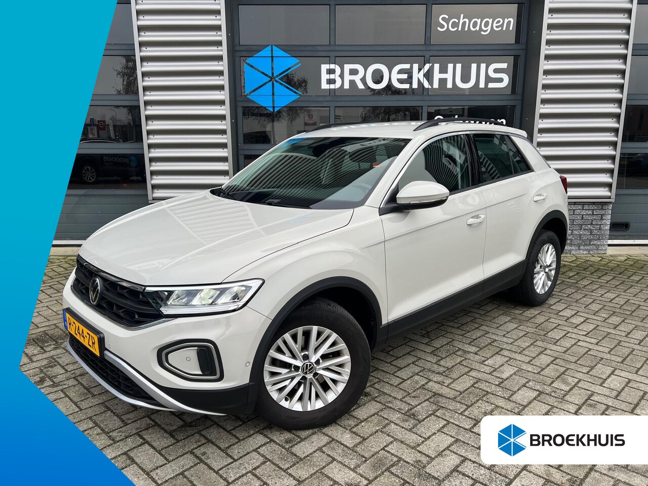 Volkswagen T-Roc - 1.0 TSI 110 pk Life | Navigatie | LED | Cruise Adaptief | Apple Carplay | - AutoWereld.nl