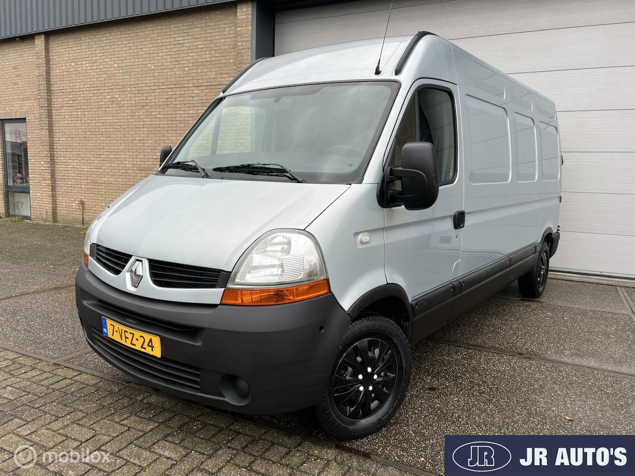 Renault Master - bestel T35 2.5 dCi L3H2 - AutoWereld.nl