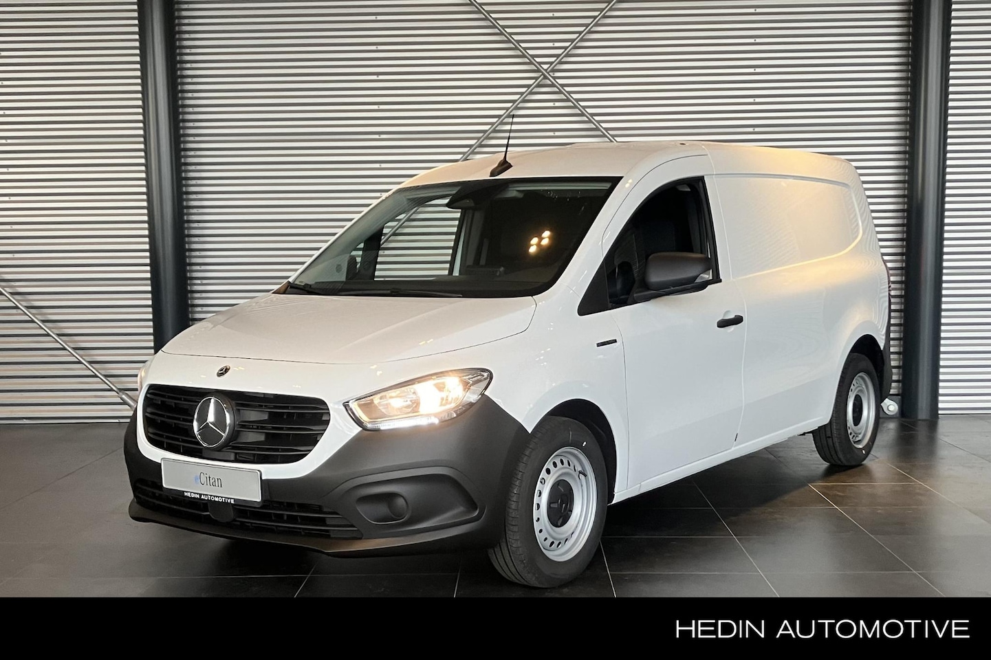 Mercedes-Benz eCitan - 112 L2 Base | Stoelverwarming | Trekhaak | Climate Control - AutoWereld.nl