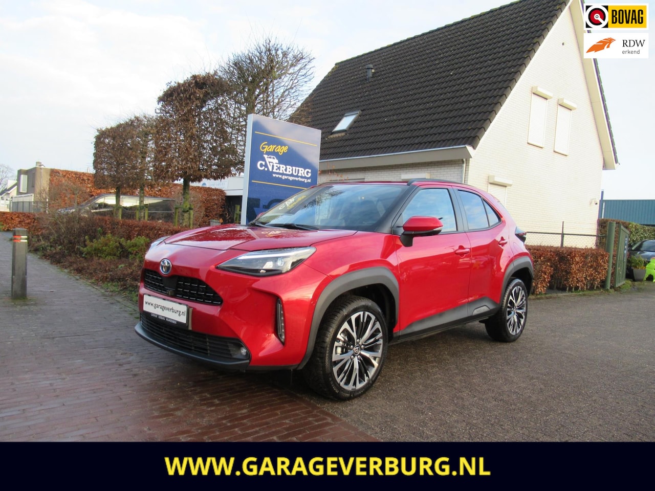 Toyota Yaris Cross - 1.5 Hybrid Adventure (Carplay,Camera360,AdaptiveCruise,Elek.achterklep,Stoel+stuurverwarmi - AutoWereld.nl