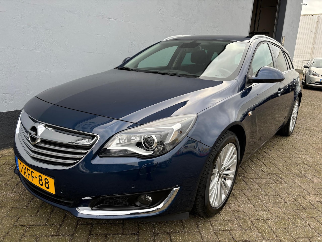 Opel Insignia Sports Tourer - 1.6 T Business+ - Navigatie - LNV - AutoWereld.nl