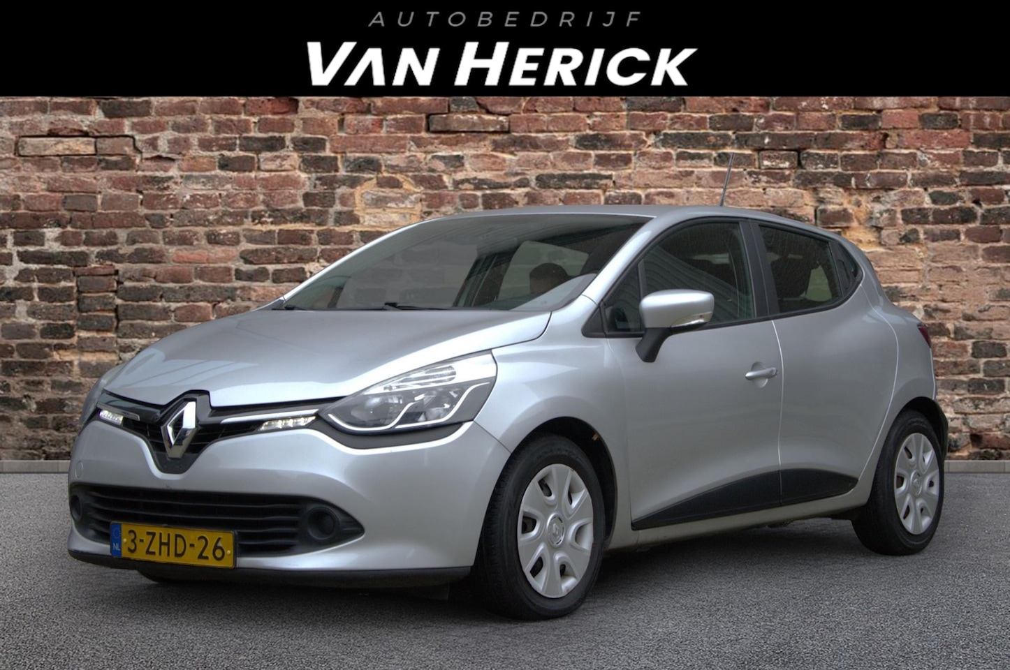 Renault Clio - 0.9 TCe Expression | Cruise | Airco | Navi - AutoWereld.nl