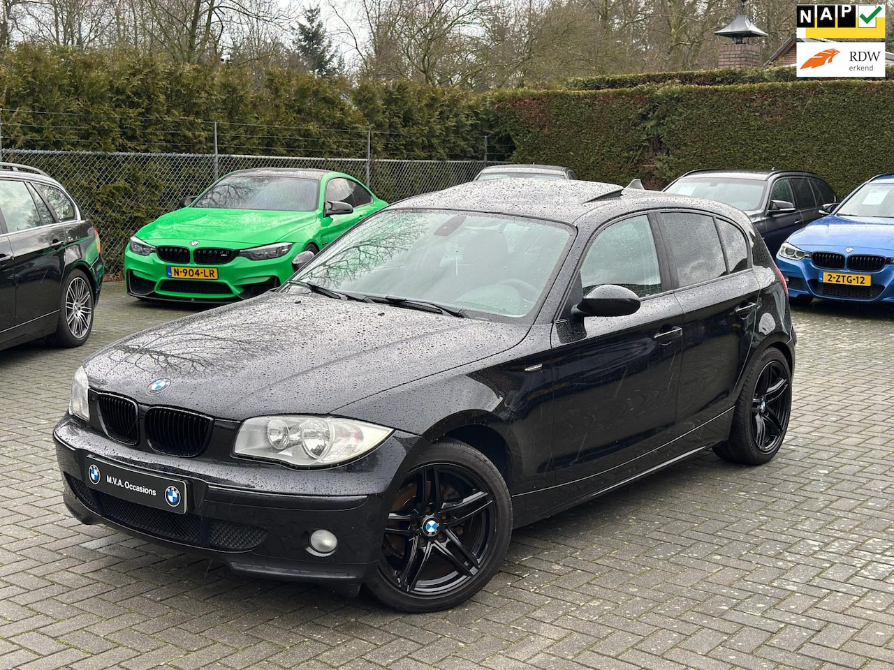 BMW 1-serie - 116i|18 inch|Airco|Dakje|MF stuurwiel|Nette staat.. - AutoWereld.nl