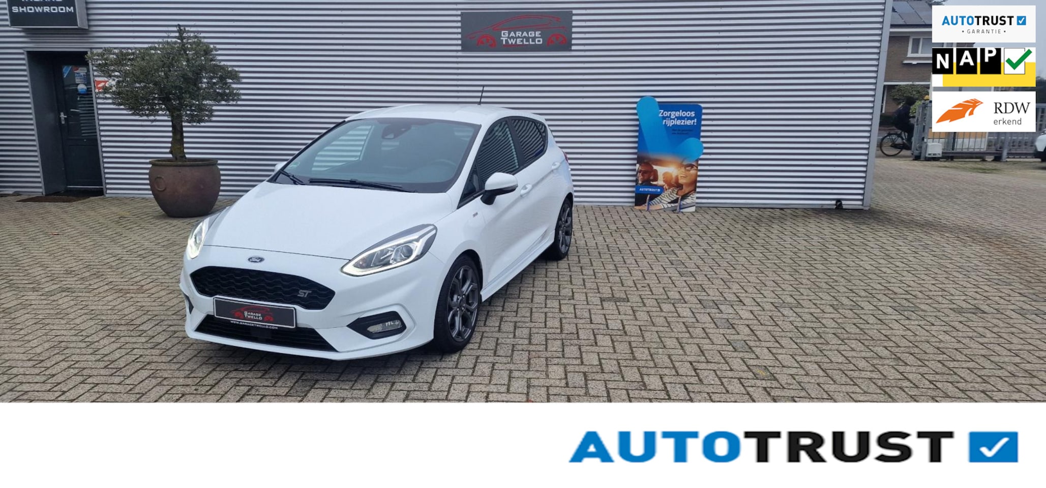 Ford Fiesta - Model 2018,ST-line ,uitvoering,5 deurs,navi,airco,ruit verwarming,deze st- line,full optie - AutoWereld.nl