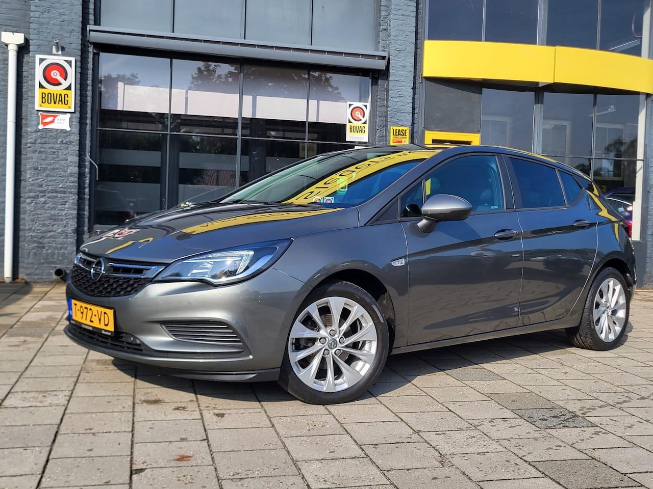 Opel Astra - 1.0 Innovation | Apple Carplay | Android Auto | Parkeersensoren - AutoWereld.nl