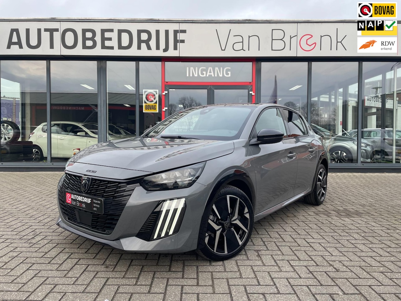 Peugeot 208 - Hybrid 100 e-DCS6 GT | Carplay | Camera | Full LED - AutoWereld.nl