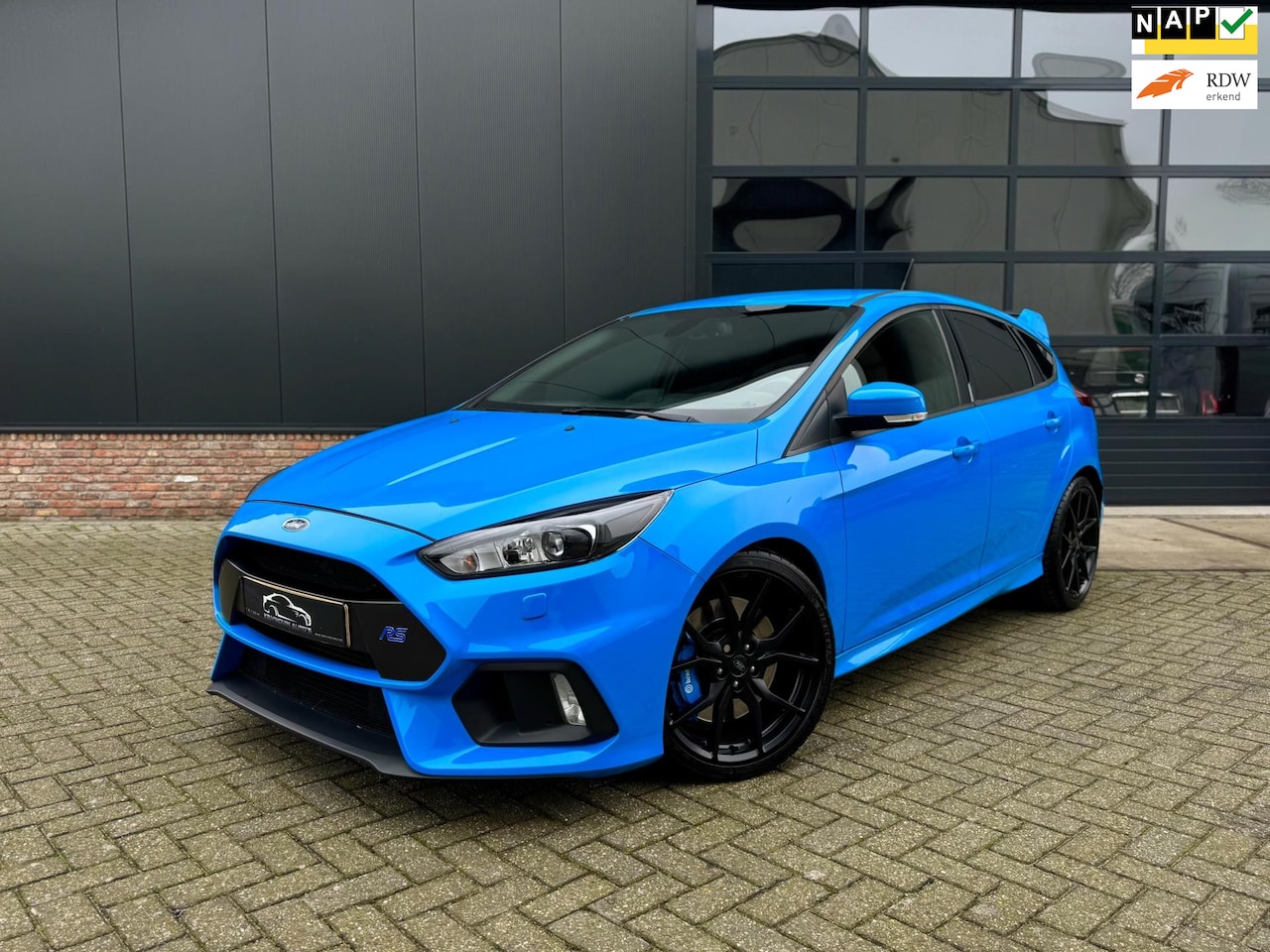 Ford Focus - 2.3 RS 350PK Schaalstoelen/Milltek/Sony/Brembo - AutoWereld.nl