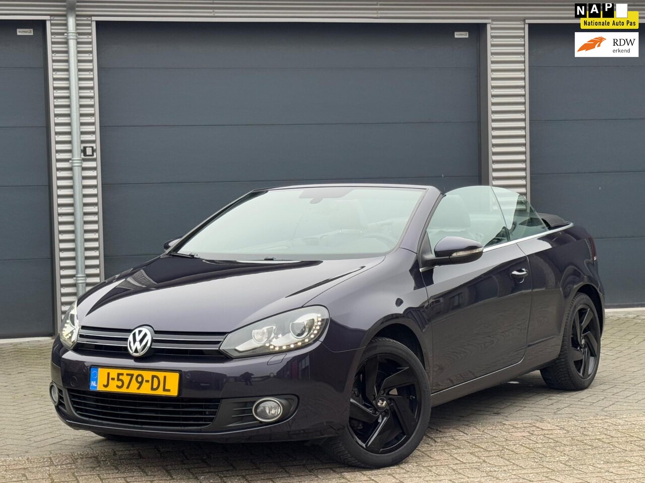 Volkswagen Golf Cabriolet - 1.4 TSI 1.4 TSI, lederen sportinterieur, navigatie, stoelverwarming - AutoWereld.nl