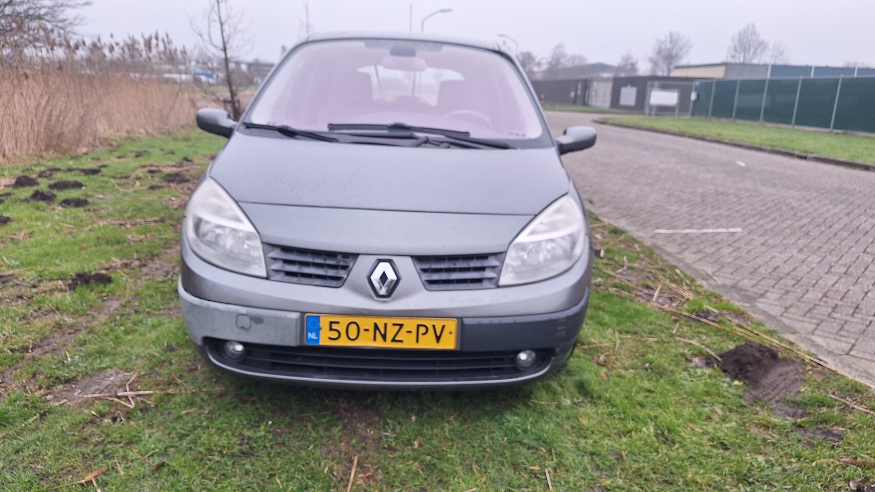 Renault Scénic - 1.6-16V Privilège Luxe - AutoWereld.nl