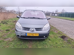 Renault Scénic - 1.6-16V Privilège Luxe