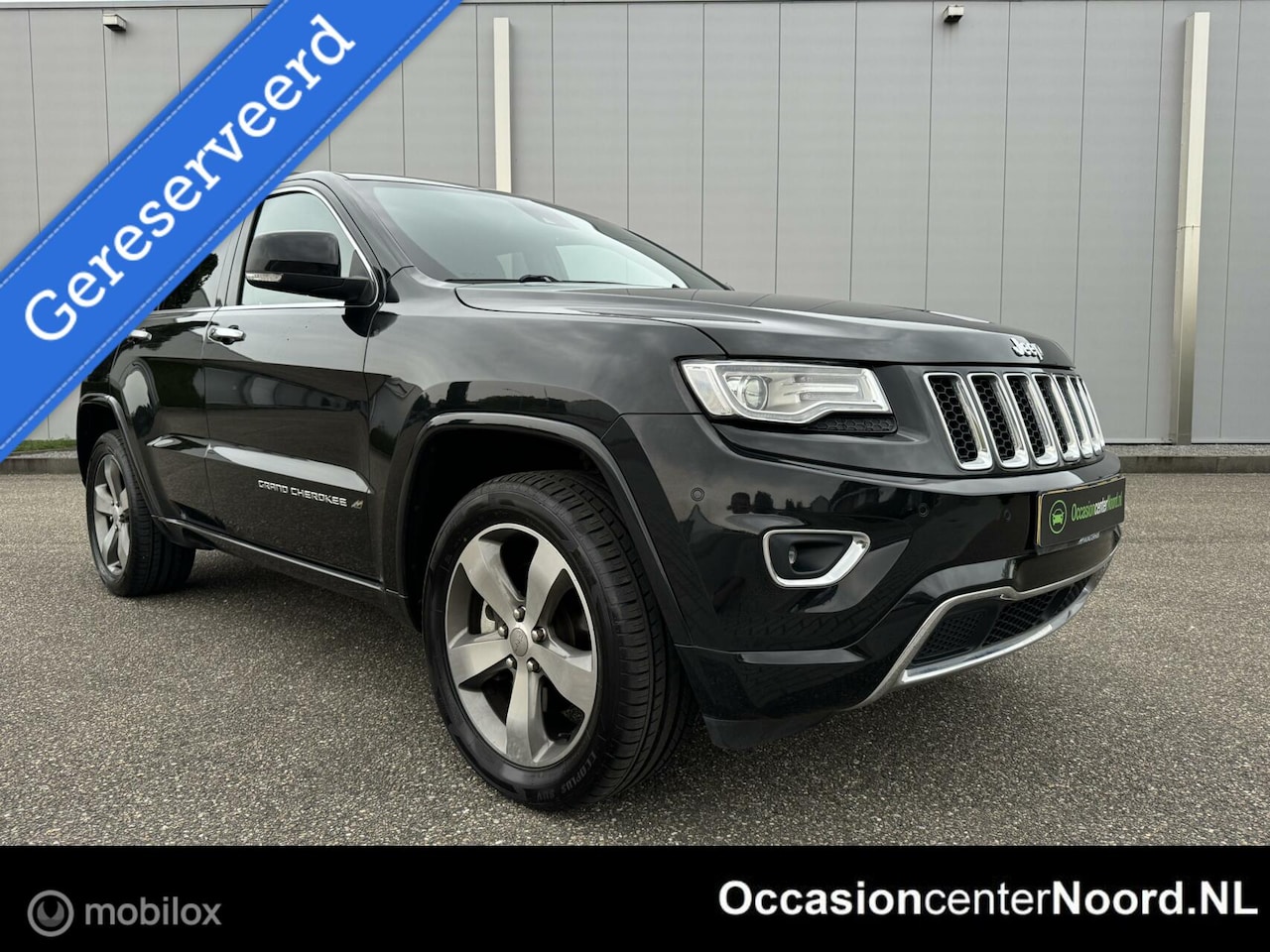 Jeep Grand Cherokee - 3.0 CRD Overland |NAP | PANO | PDC | AUT - AutoWereld.nl