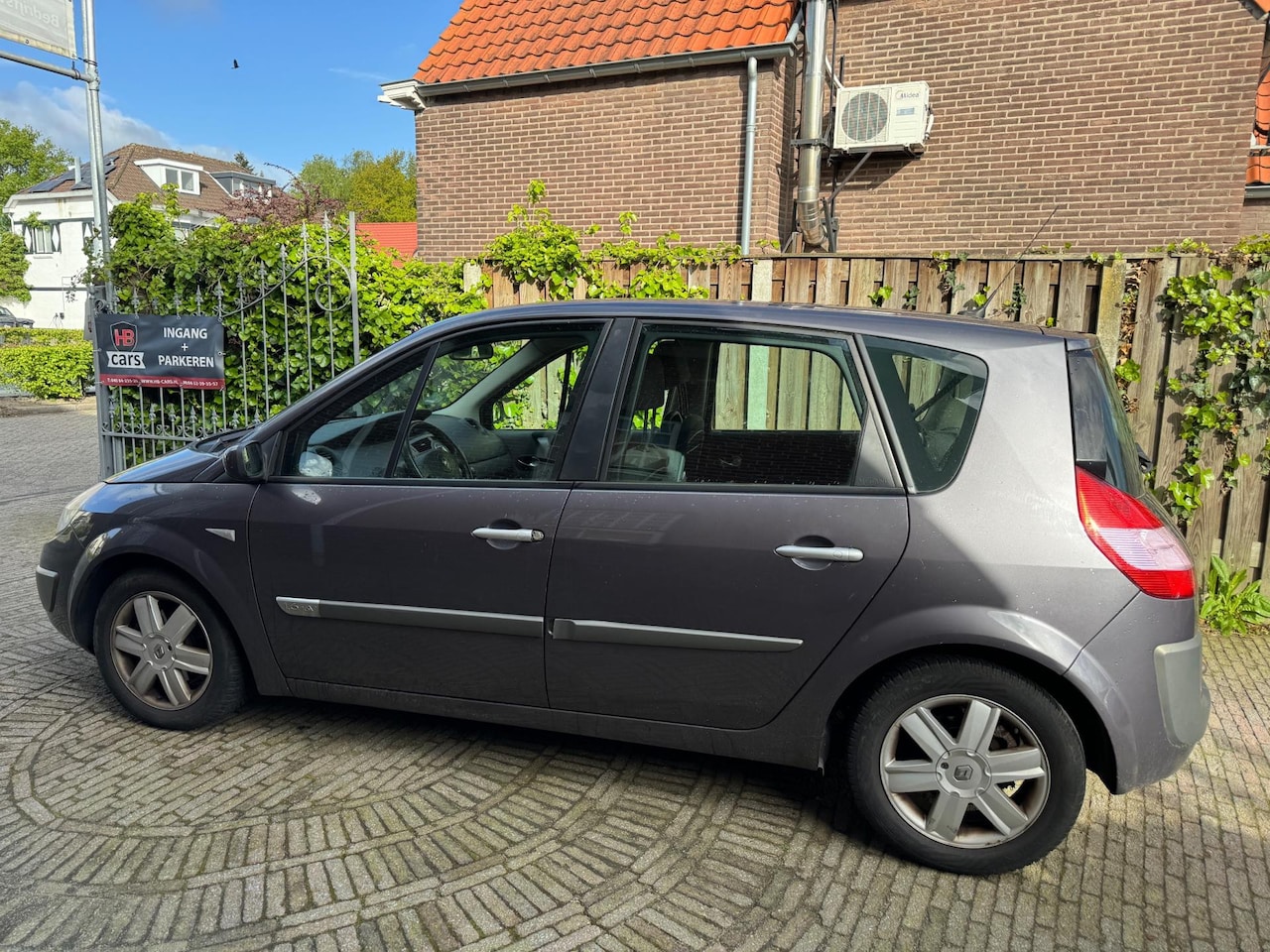 Renault Scénic - 1.6-16V Dynamique Comfort Automaat - AutoWereld.nl