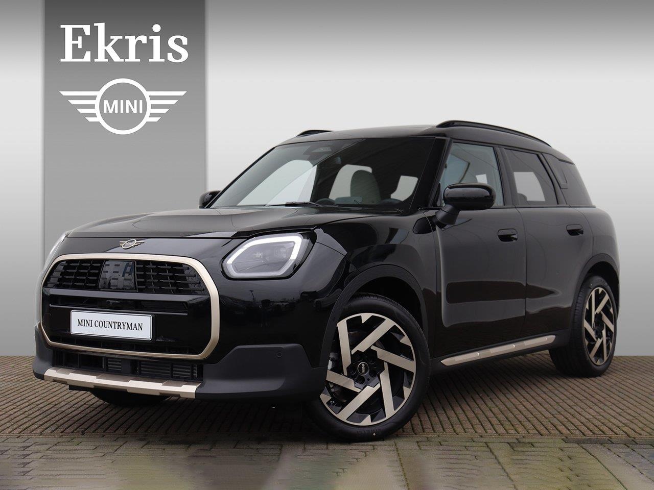 MINI Countryman - C | Favoured Trim + Package L - AutoWereld.nl