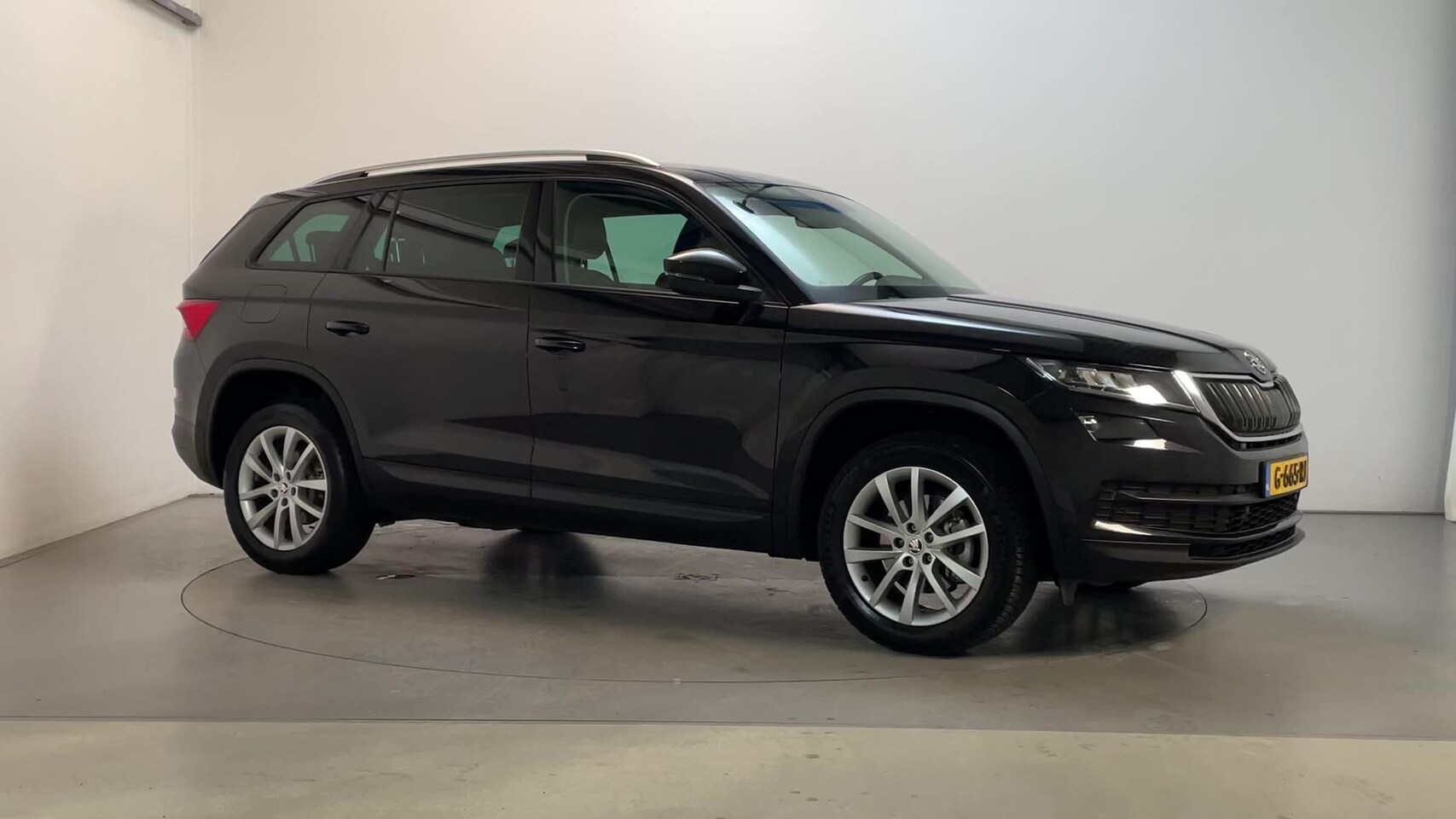 Skoda Kodiaq - 1.5 TSI 150pk Business Edition 7p. Leder-Stof LED Camera DAB+ Navigatie - AutoWereld.nl