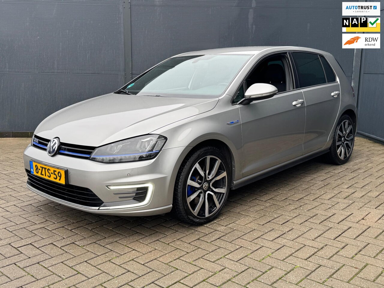 Volkswagen Golf - 1.4 TSI GTE / Nap / Navi / Trekhaak - AutoWereld.nl