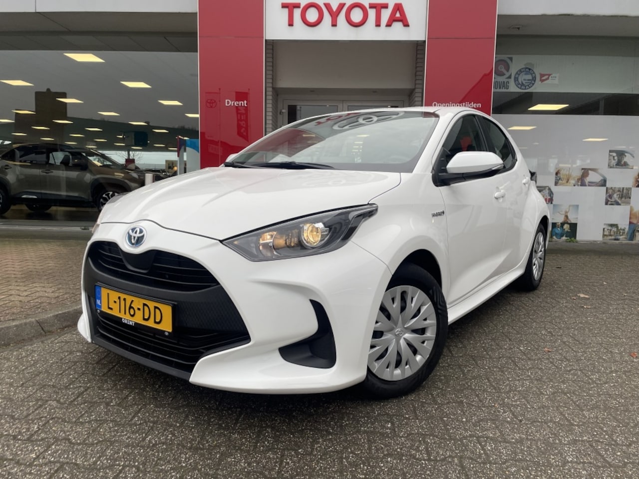 Toyota Yaris - 1.5 Hybrid 115 Active | Apple CarPlay Android Auto | DAB | Achte - AutoWereld.nl