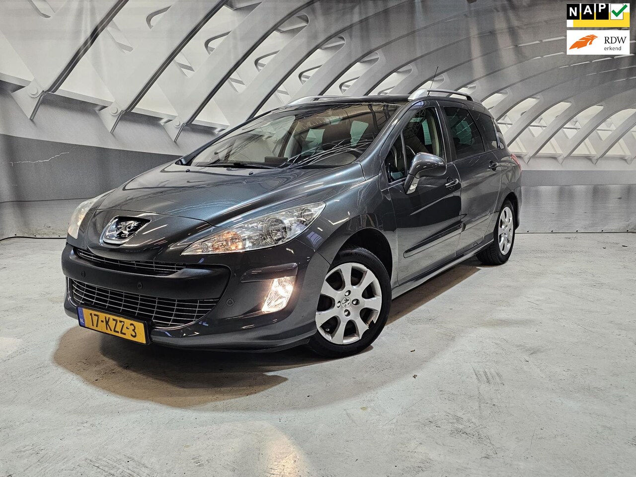 Peugeot 308 SW - 1.6 XS nette auto panorama clima - AutoWereld.nl