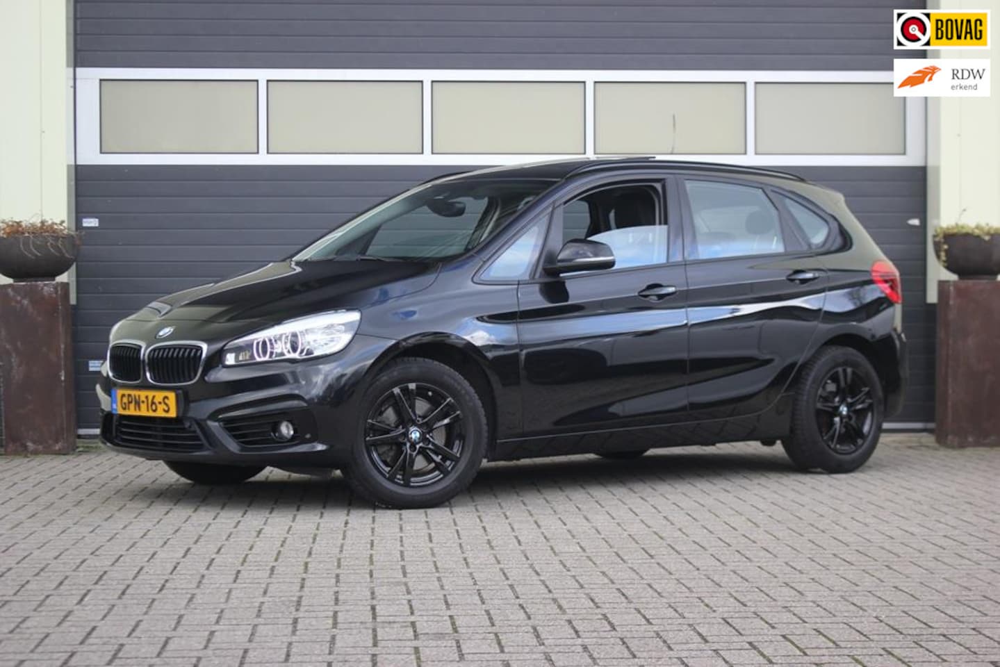 BMW 2-serie Active Tourer - 218i Centennial High Executive | Schuifdak | - AutoWereld.nl